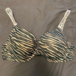 Victoria’s Secret bra